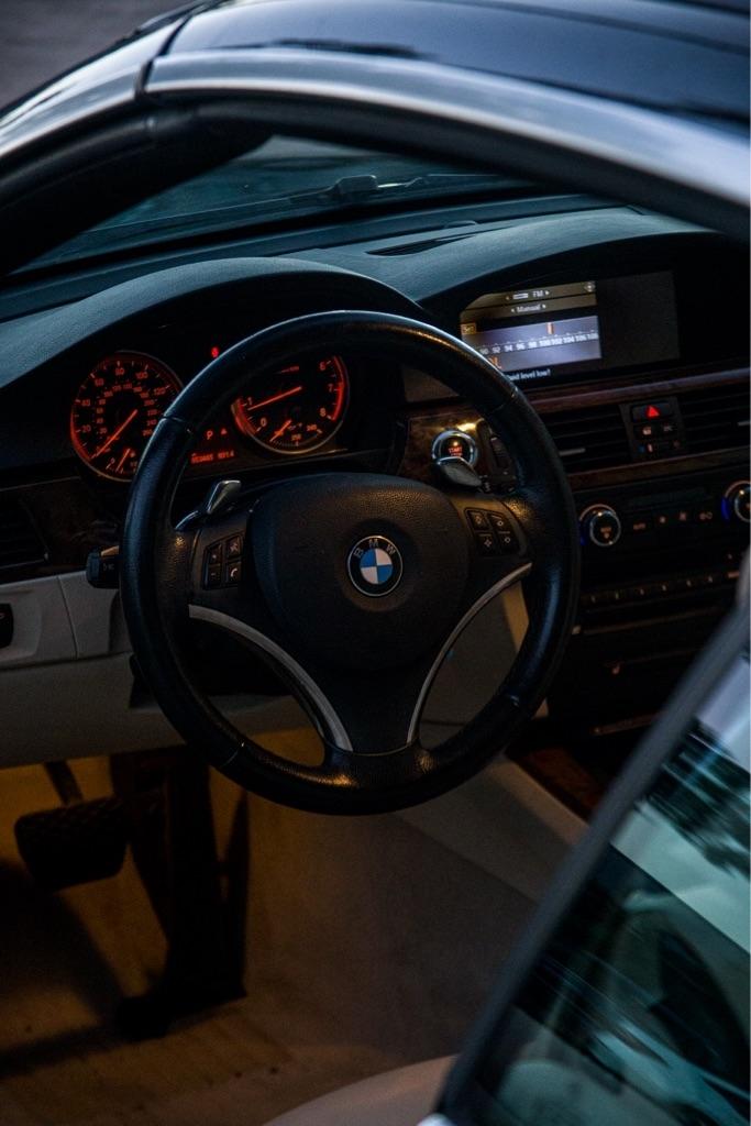 BMW 3-Series 328i Convertible 2008