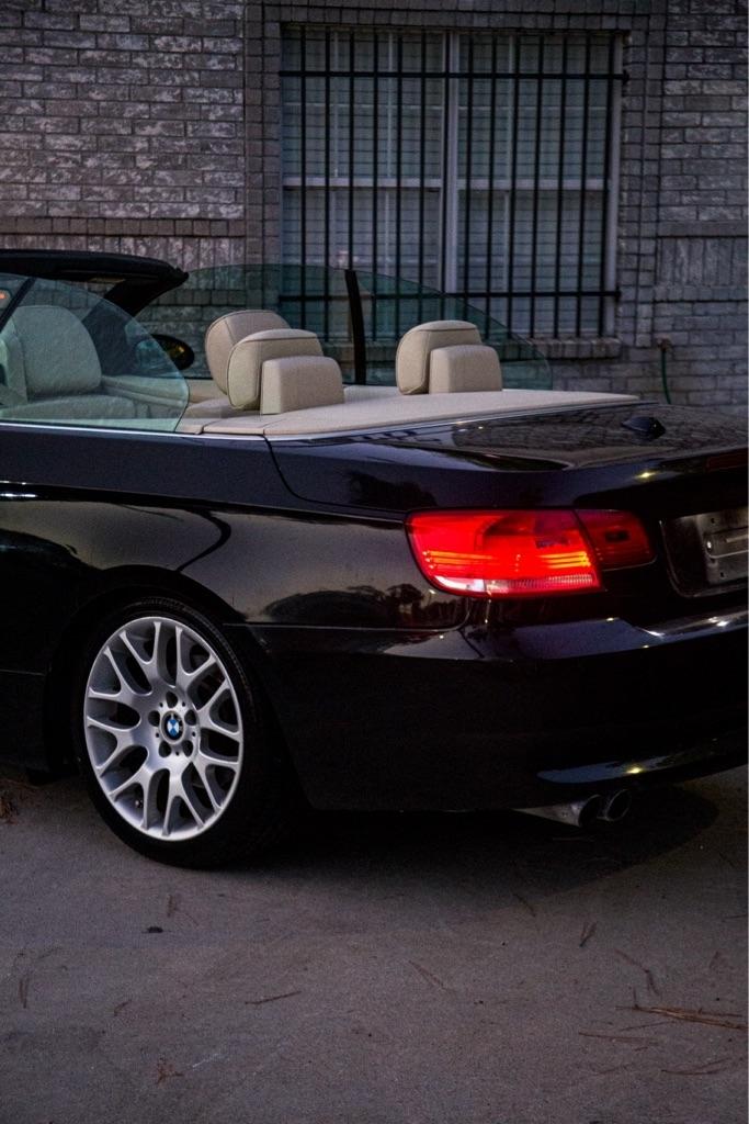 BMW 3-Series 328i Convertible 2008
