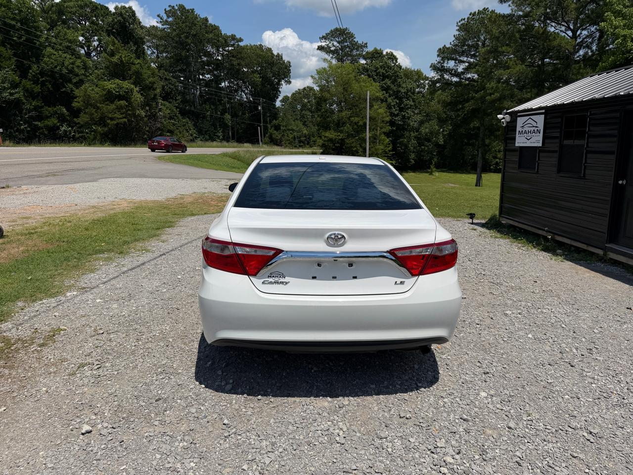 Toyota Camry 4dr Sdn I4 Auto XLE (Natl) 2015