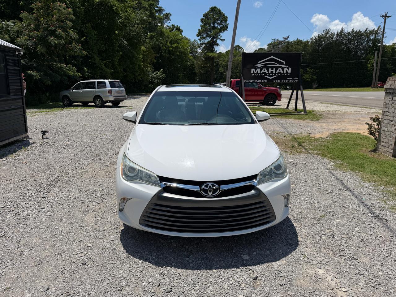 Toyota Camry 4dr Sdn I4 Auto XLE (Natl) 2015