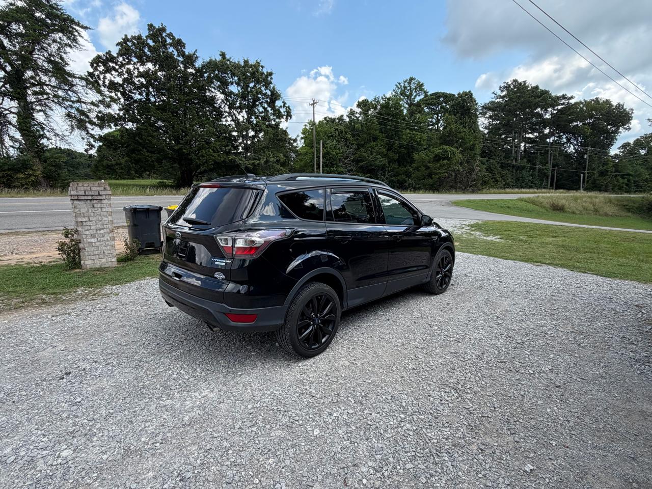 Ford Escape Titanium FWD 2017