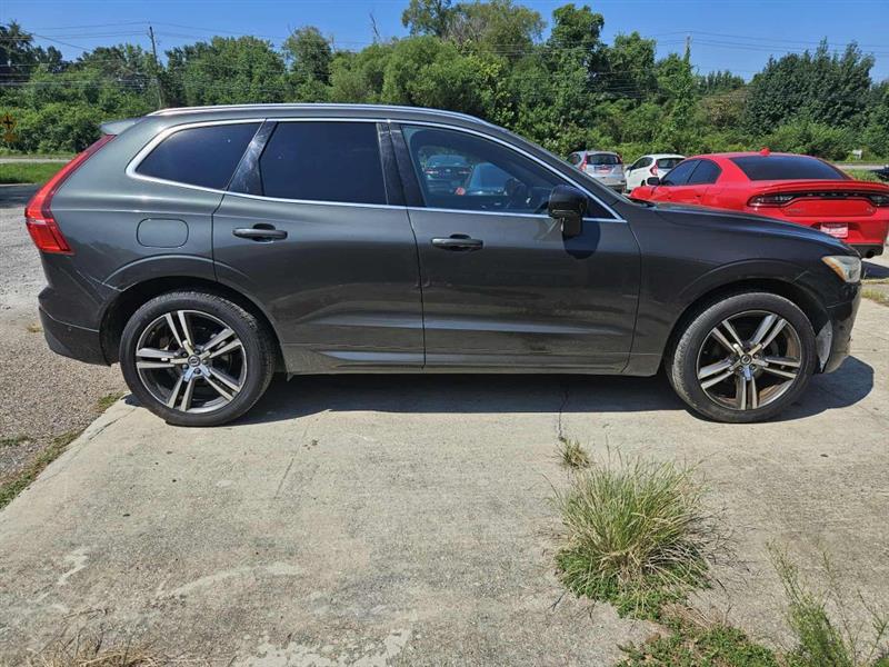 2018 Volvo XC60 T5 Momentum AWD