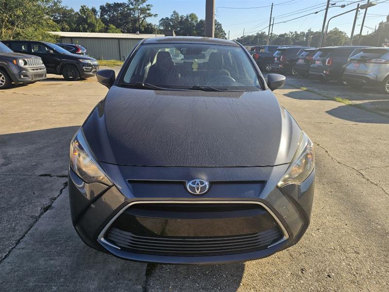 Toyota Yaris iA 6A 2017