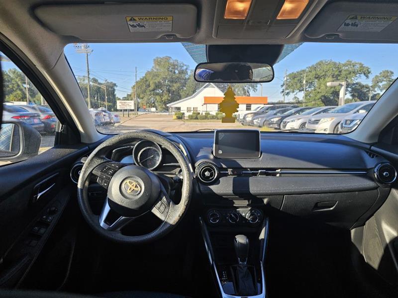 Toyota Yaris iA 6A 2017