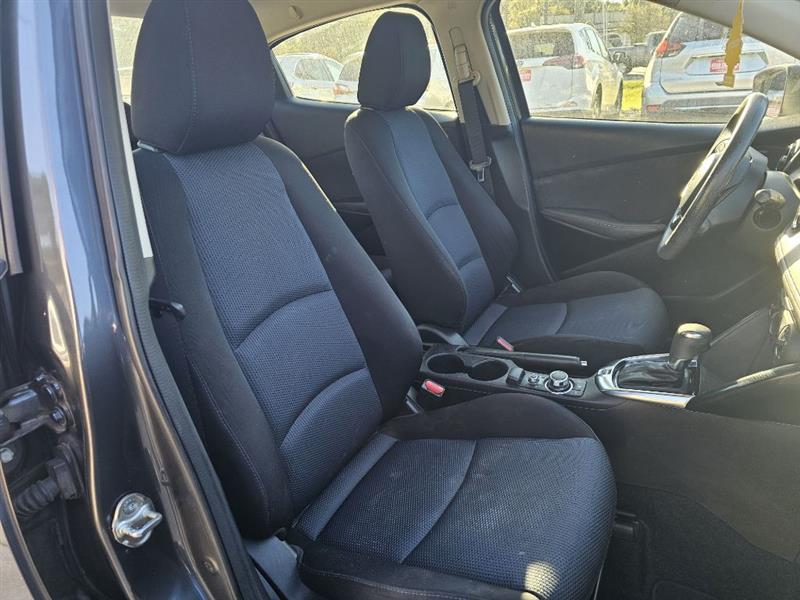 Toyota Yaris iA 6A 2017