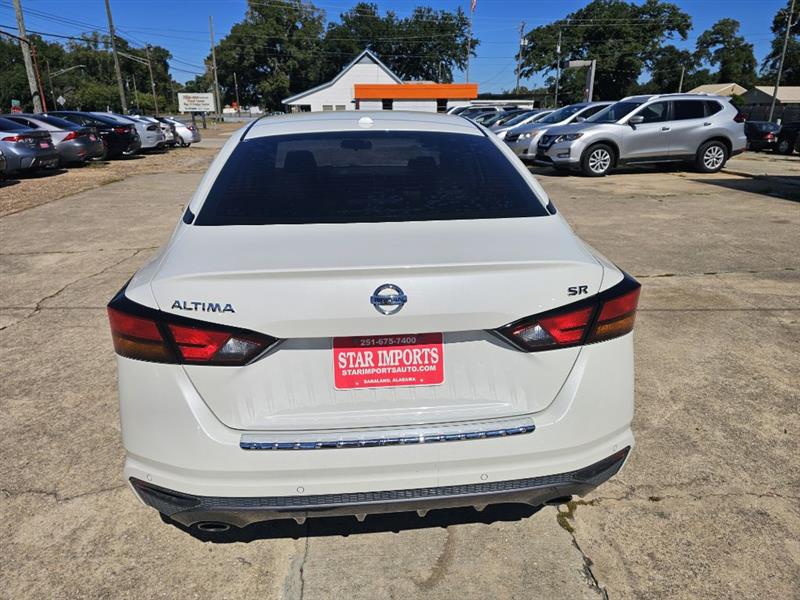 Nissan Altima 2.5 SR 2022