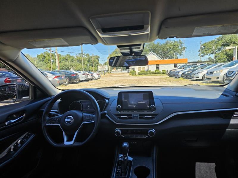 Nissan Altima 2.5 SR 2022