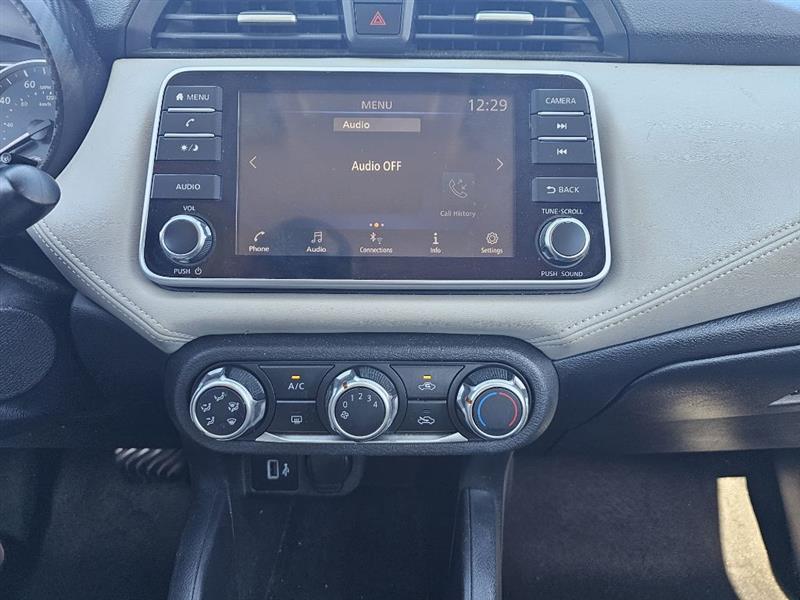 Nissan Versa SV 2020