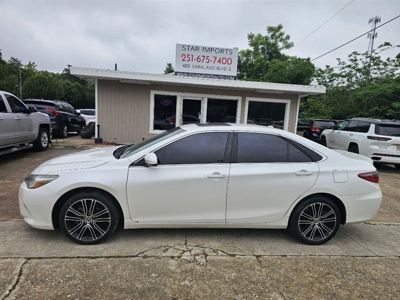 2016 Toyota Camry SE