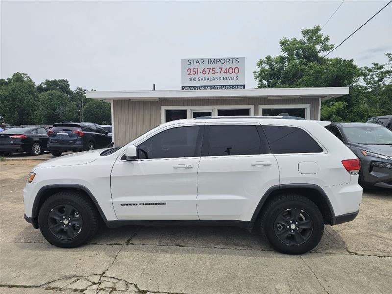 2017 Jeep Grand Cherokee Laredo E's photo