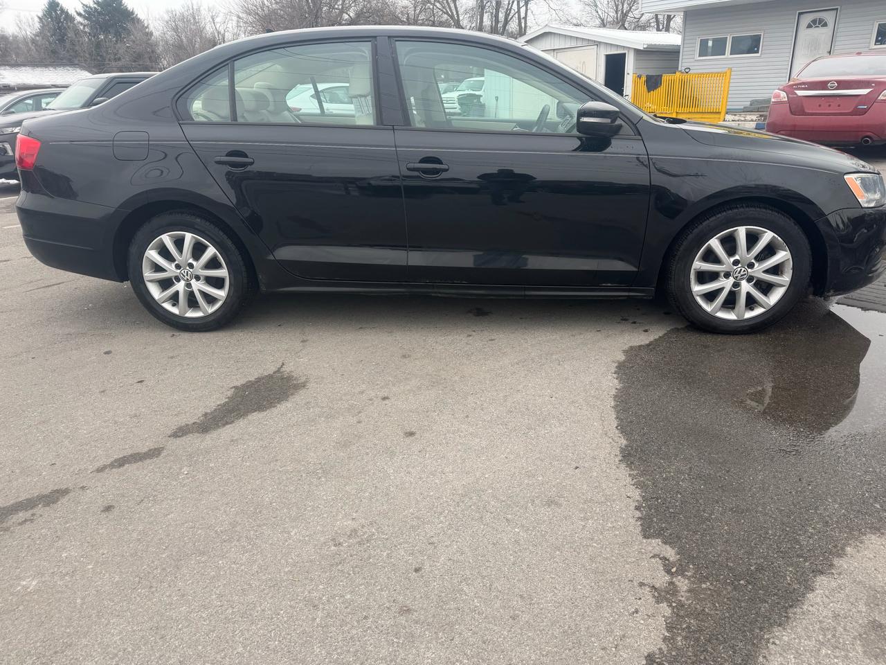 Volkswagen Jetta SE 2011
