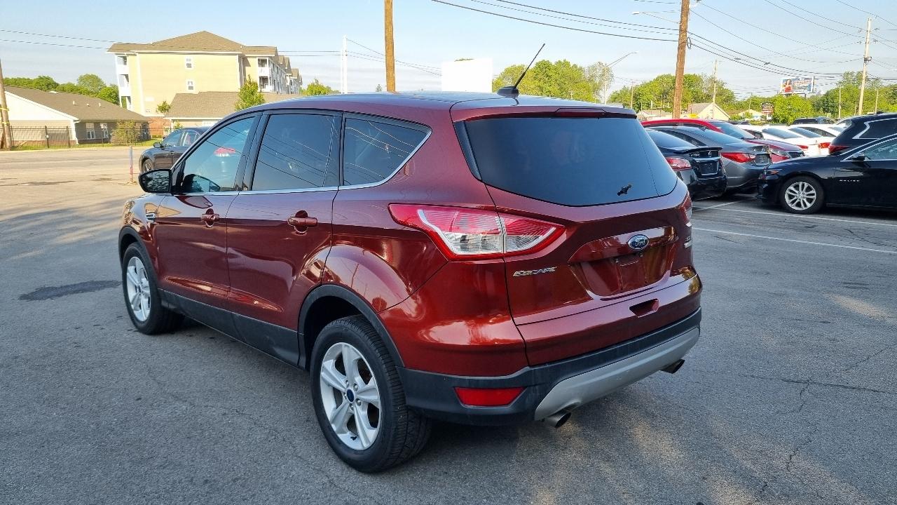Ford Escape SE FWD 2016