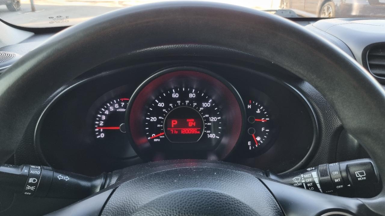 Kia Soul Base 6A 2019