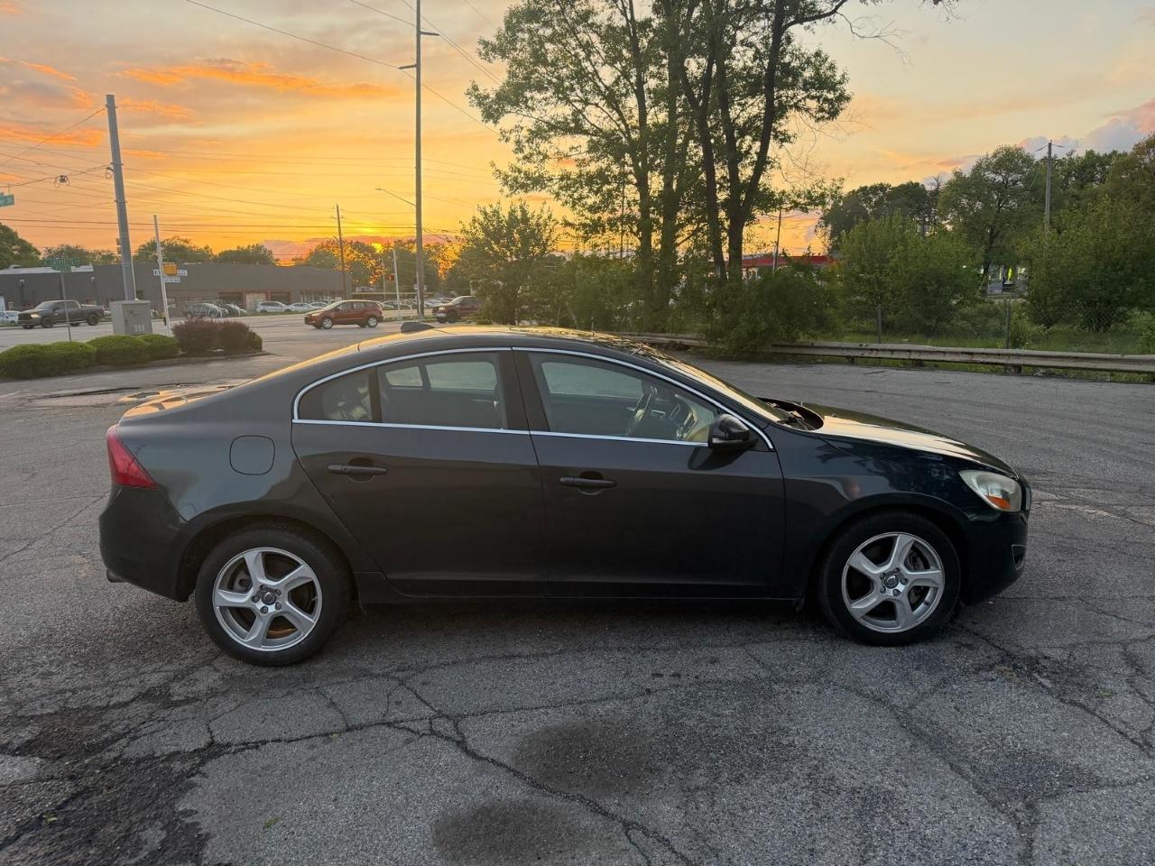 Volvo S60 T5 2013