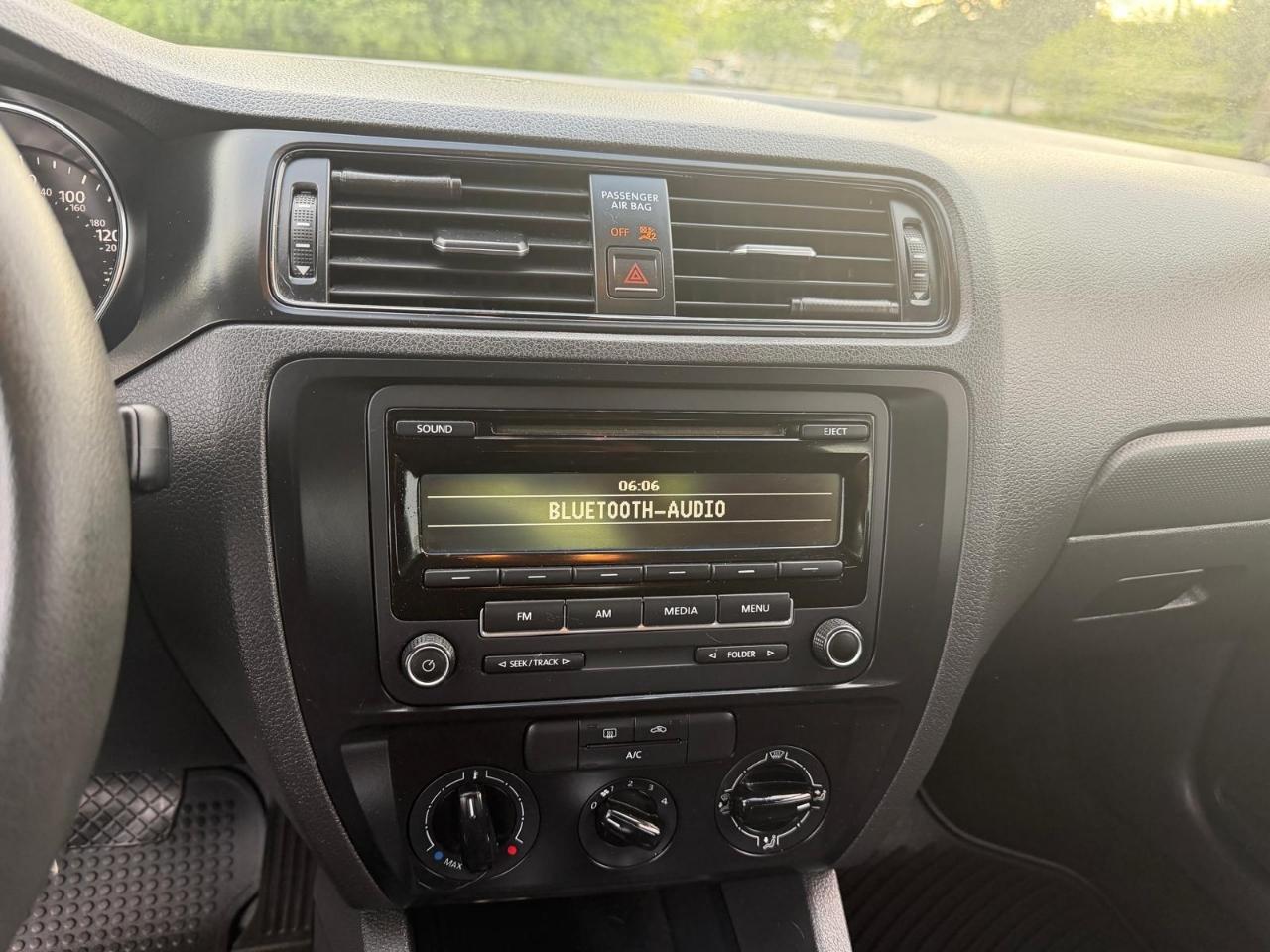 Volkswagen Jetta S 6A 2015