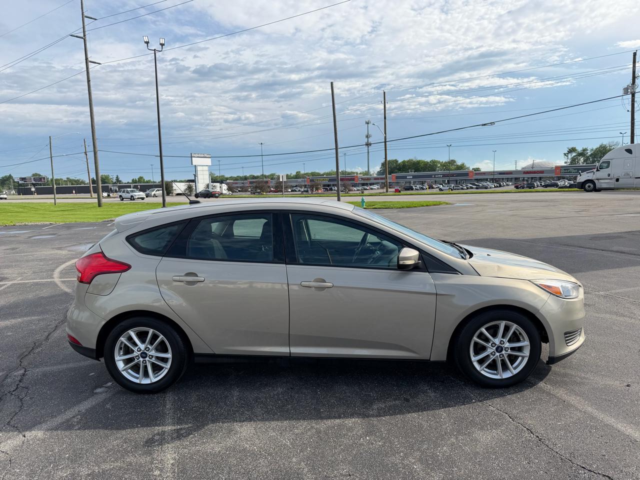 Ford Focus 5dr HB SE 2016
