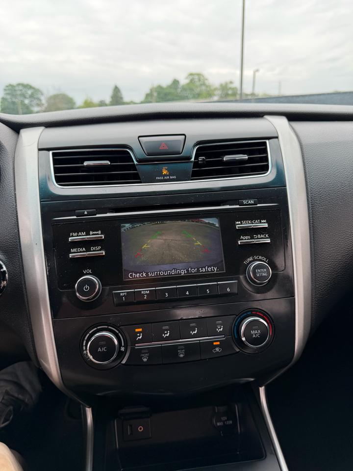 Nissan ALTIMA SE  2015