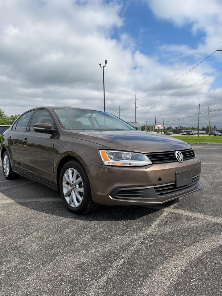Volkswagen JETTA SE  2011