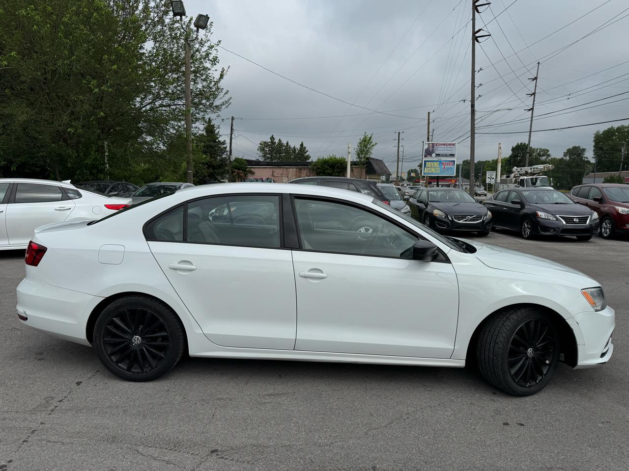 Volkswagen Jetta SE 6A 2015