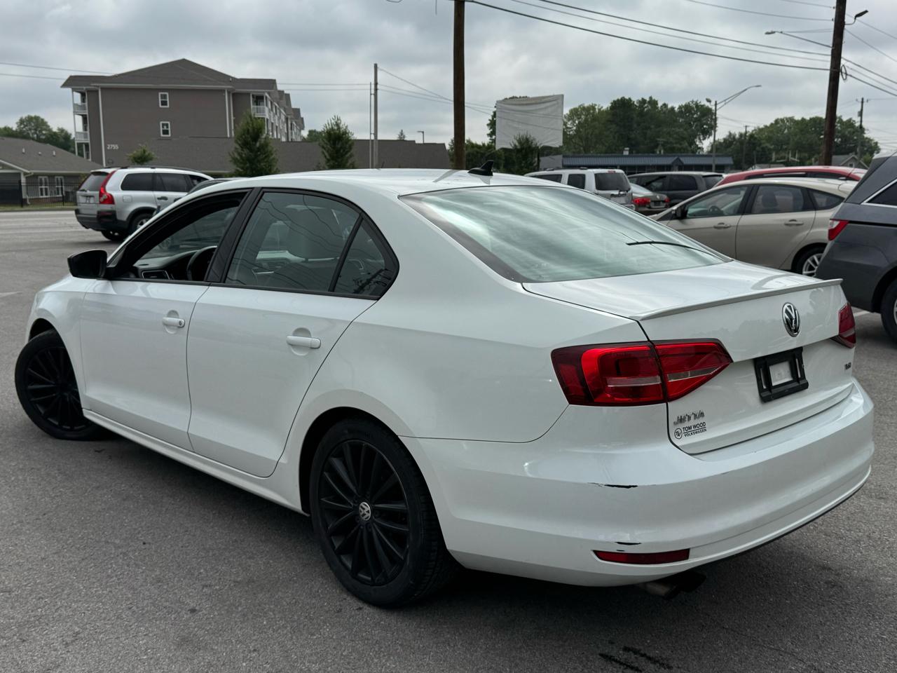 Volkswagen Jetta SE 6A 2015