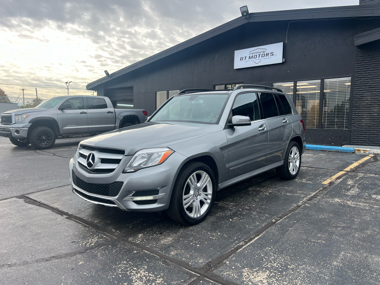 Mercedes-Benz GLK-Class 4MATIC 4dr GLK 350 2013 Mercedes-Benz GLK-Class 4MATIC 4dr GLK 350 2013