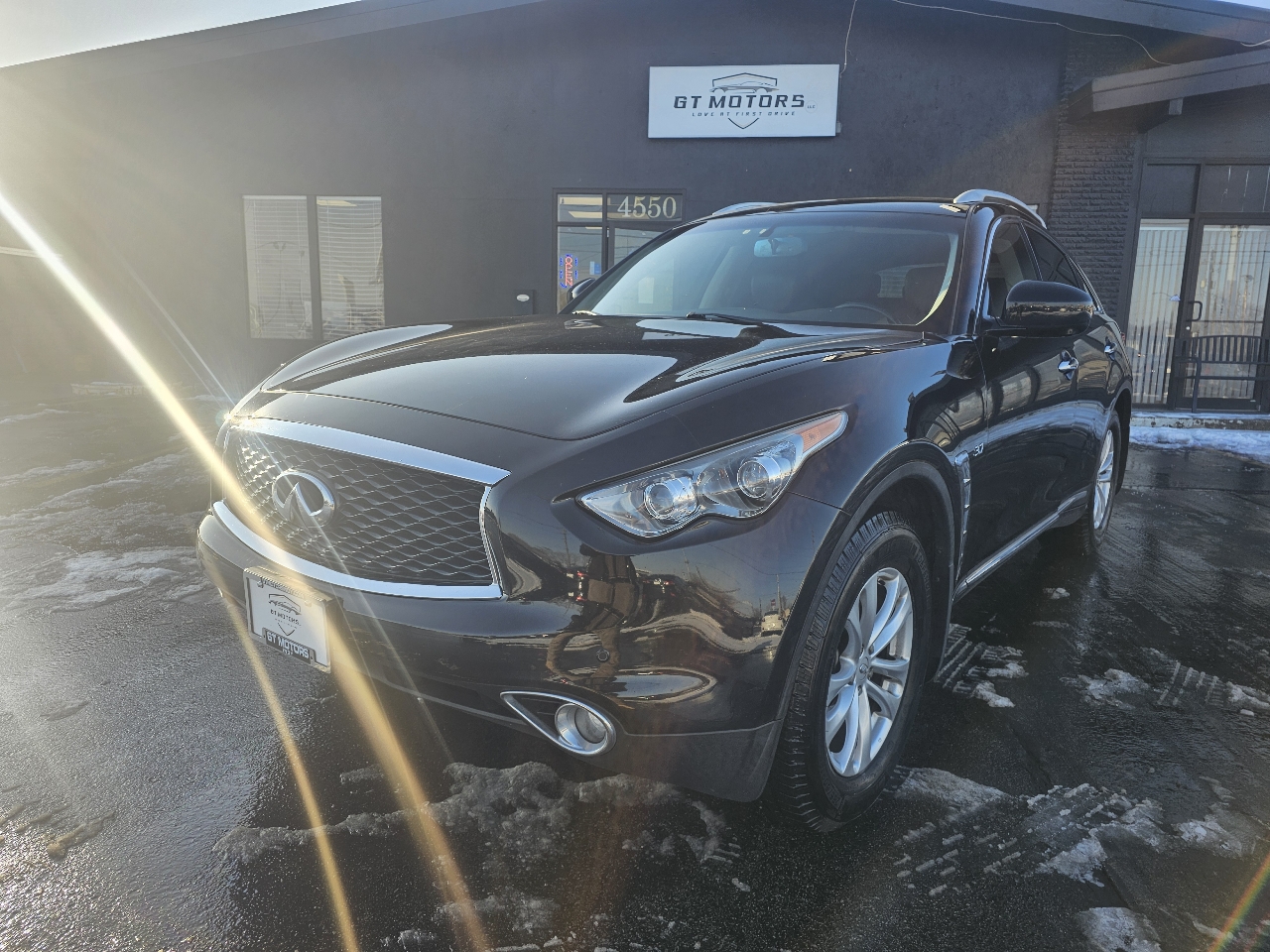 2017 INFINITI QX70 AWD