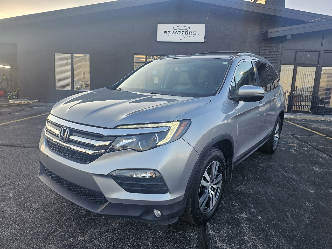 2017 Honda Pilot EX-L's photo
