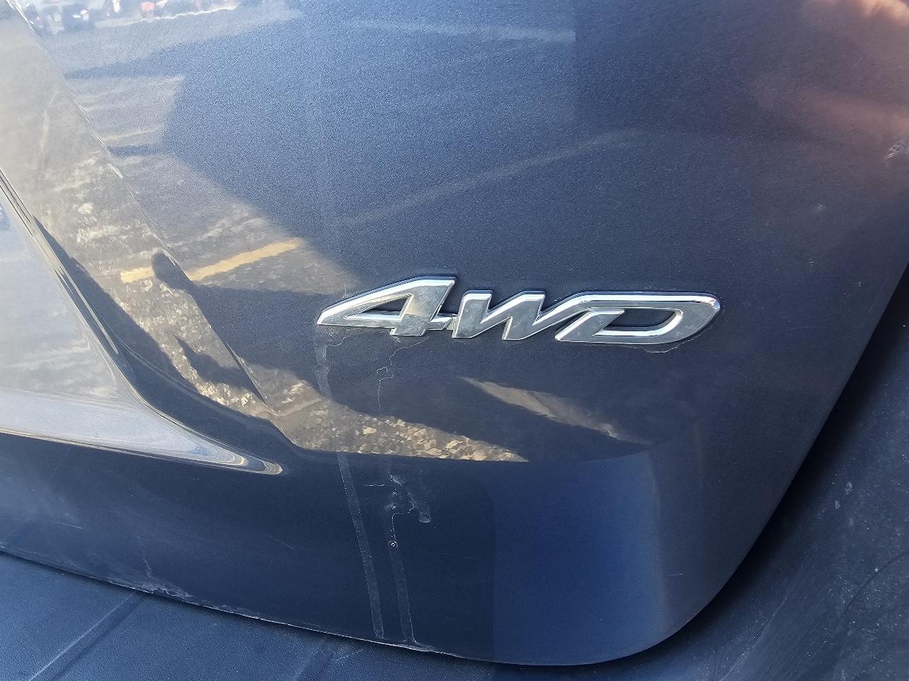 Toyota Highlander 4WD 4dr V6 (Natl) 2013