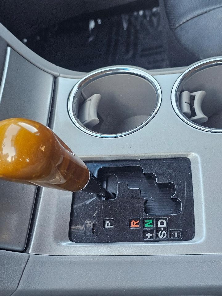 Toyota Highlander 4WD 4dr V6 (Natl) 2013