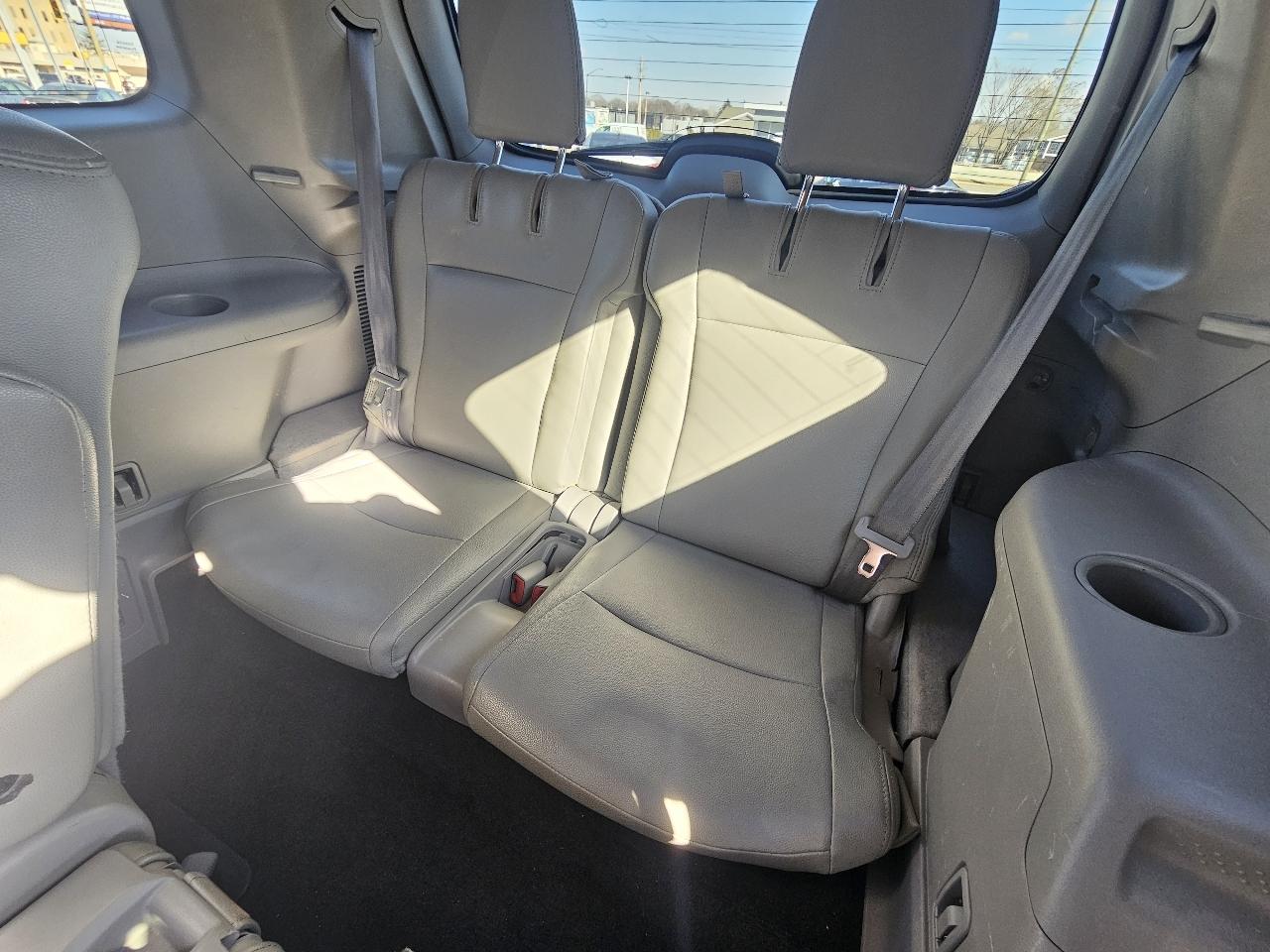 Toyota Highlander 4WD 4dr V6 (Natl) 2013