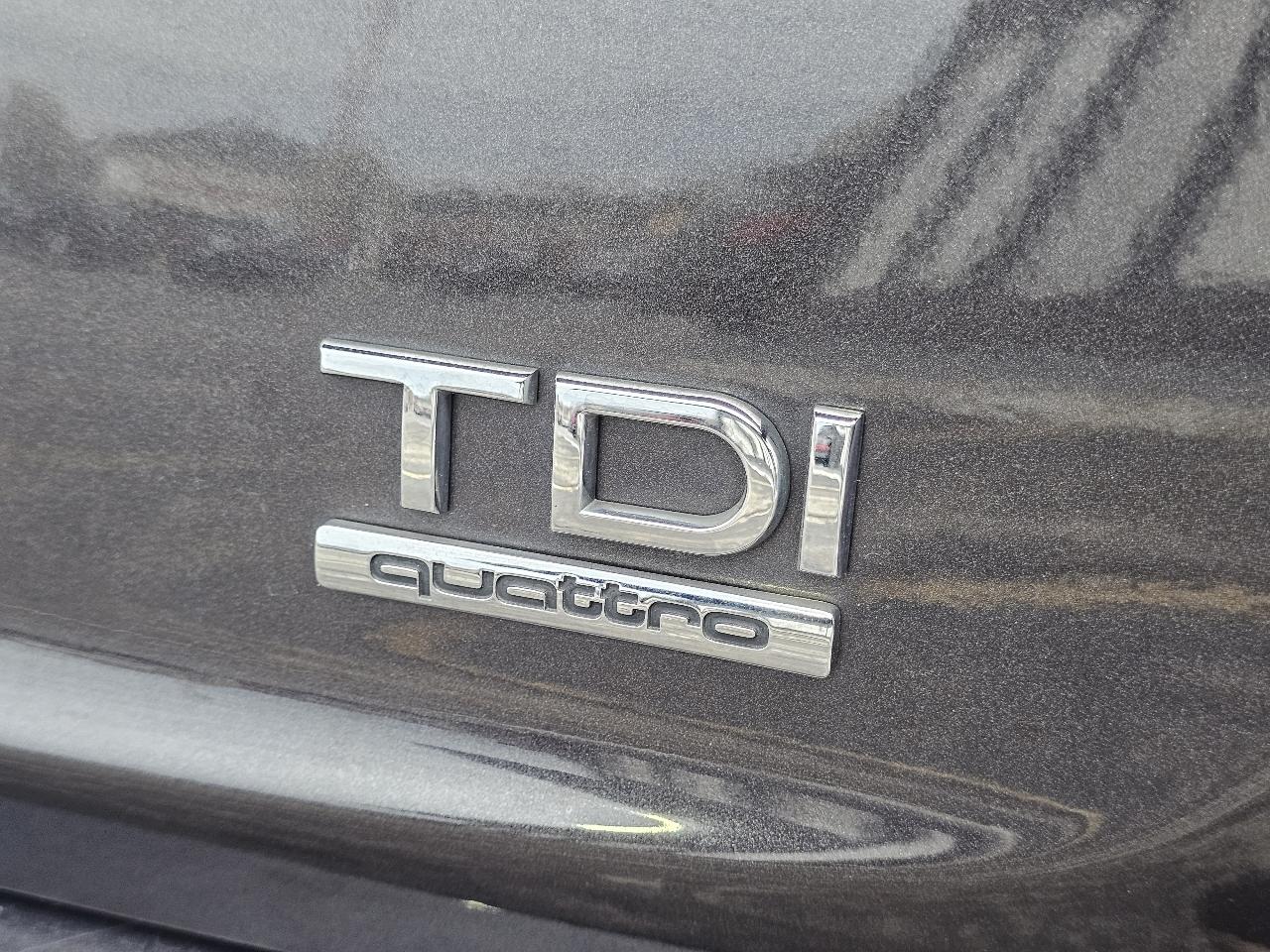 Audi Q7 quattro 4dr 3.0L TDI Premium Plus 2013