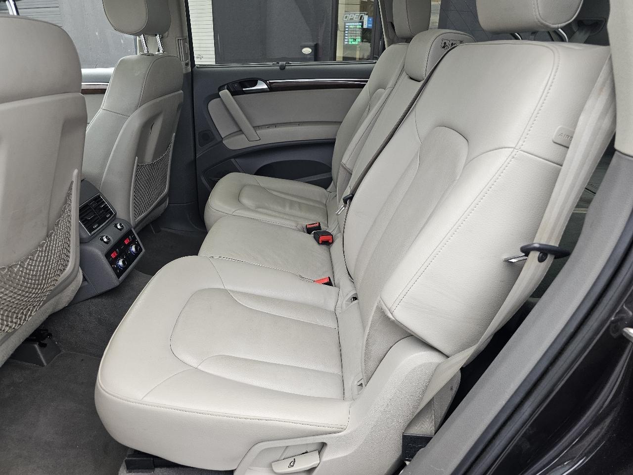 Audi Q7 quattro 4dr 3.0L TDI Premium Plus 2013