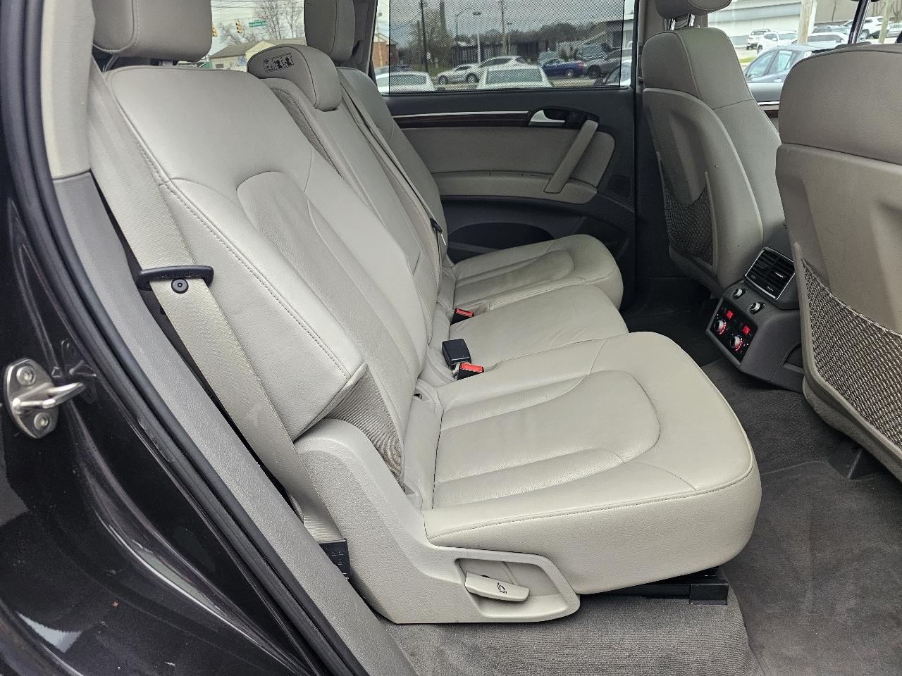 Audi Q7 quattro 4dr 3.0L TDI Premium Plus 2013