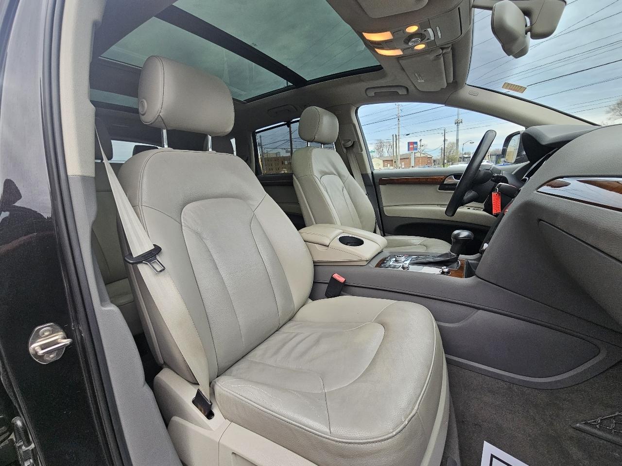 Audi Q7 quattro 4dr 3.0L TDI Premium Plus 2013