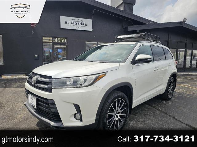 White 2017 Toyota Highlander XLE AWD SUV / Crossover All-Wheel Drive Automatic