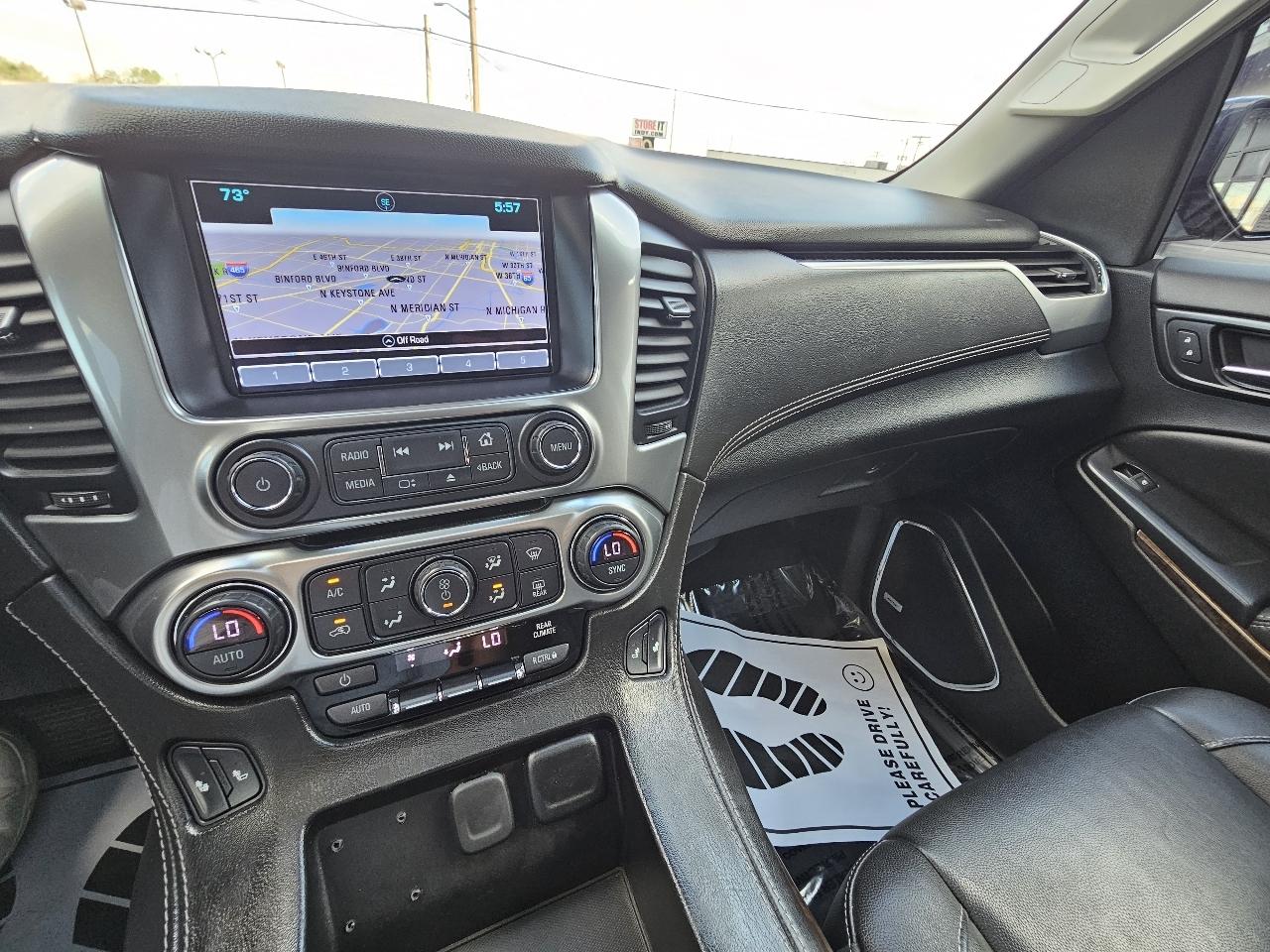 Chevrolet Suburban 4WD 4dr 1500 LT 2019