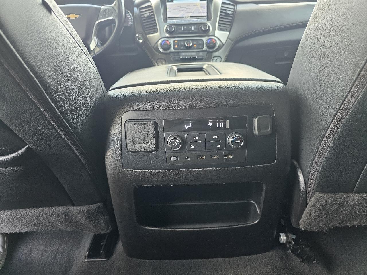 Chevrolet Suburban 4WD 4dr 1500 LT 2019