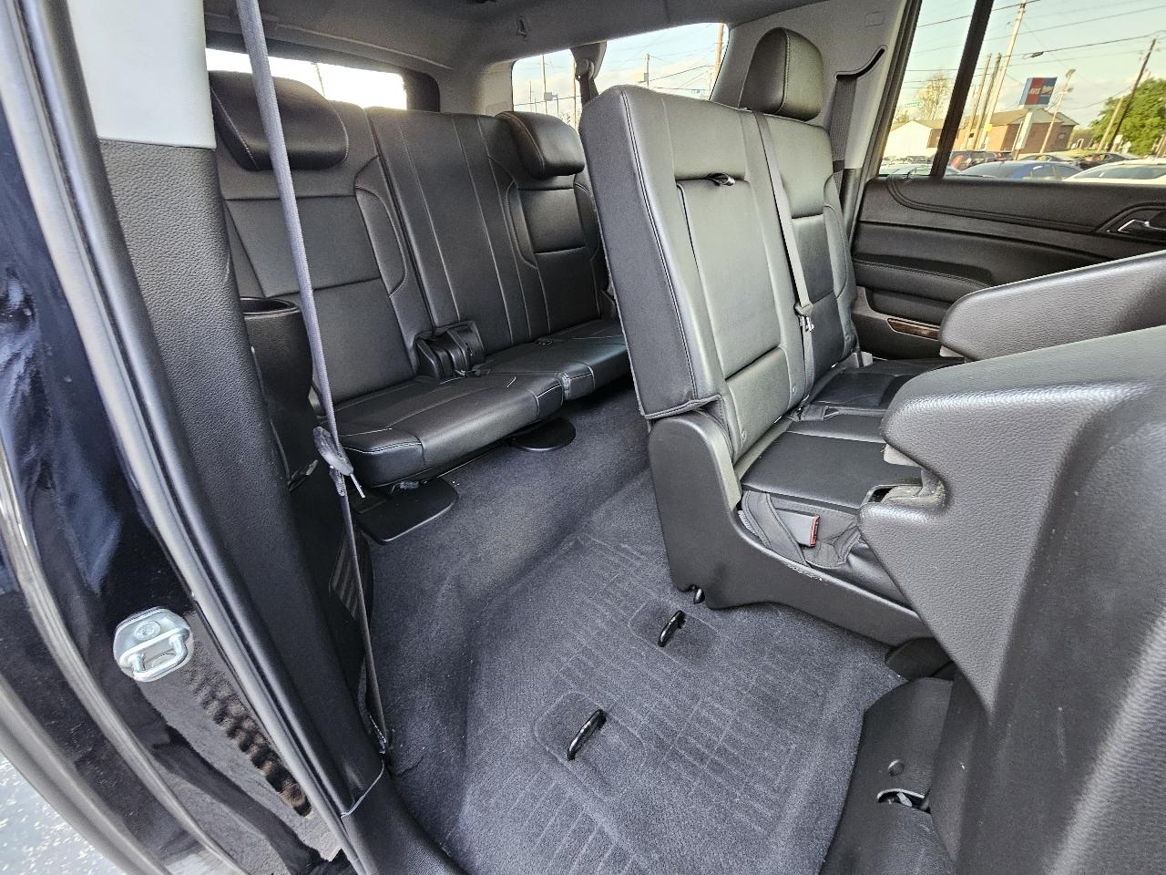 Chevrolet Suburban 4WD 4dr 1500 LT 2019