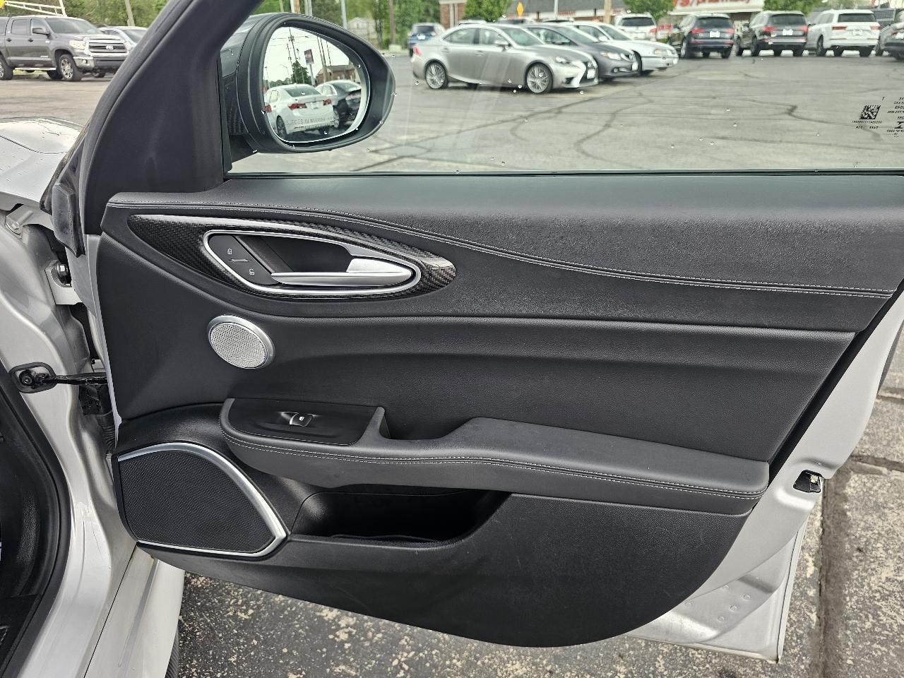 Alfa Romeo Giulia Ti Sport Carbon AWD 2019