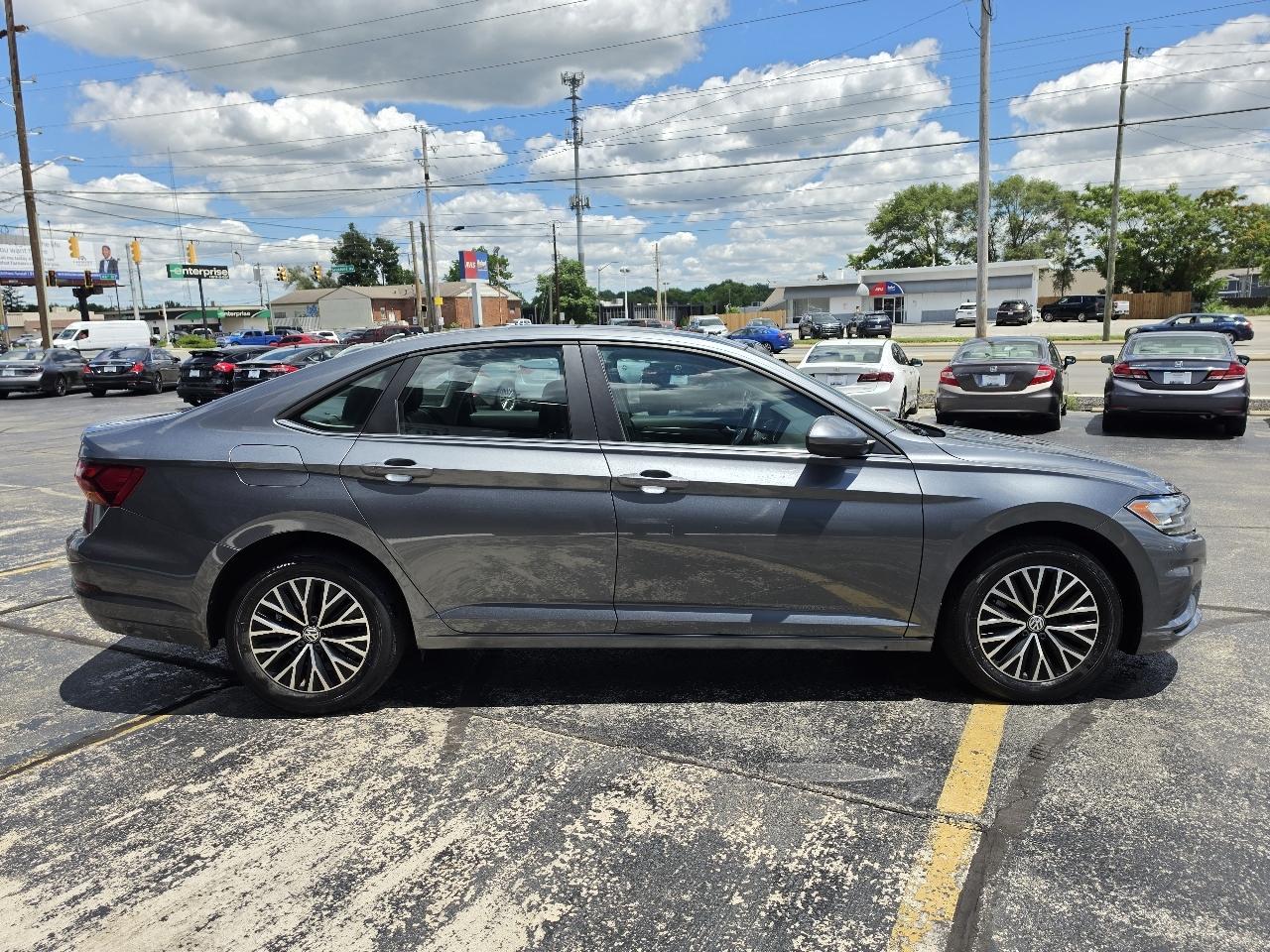 Volkswagen Jetta SE 4D Sedan 2019