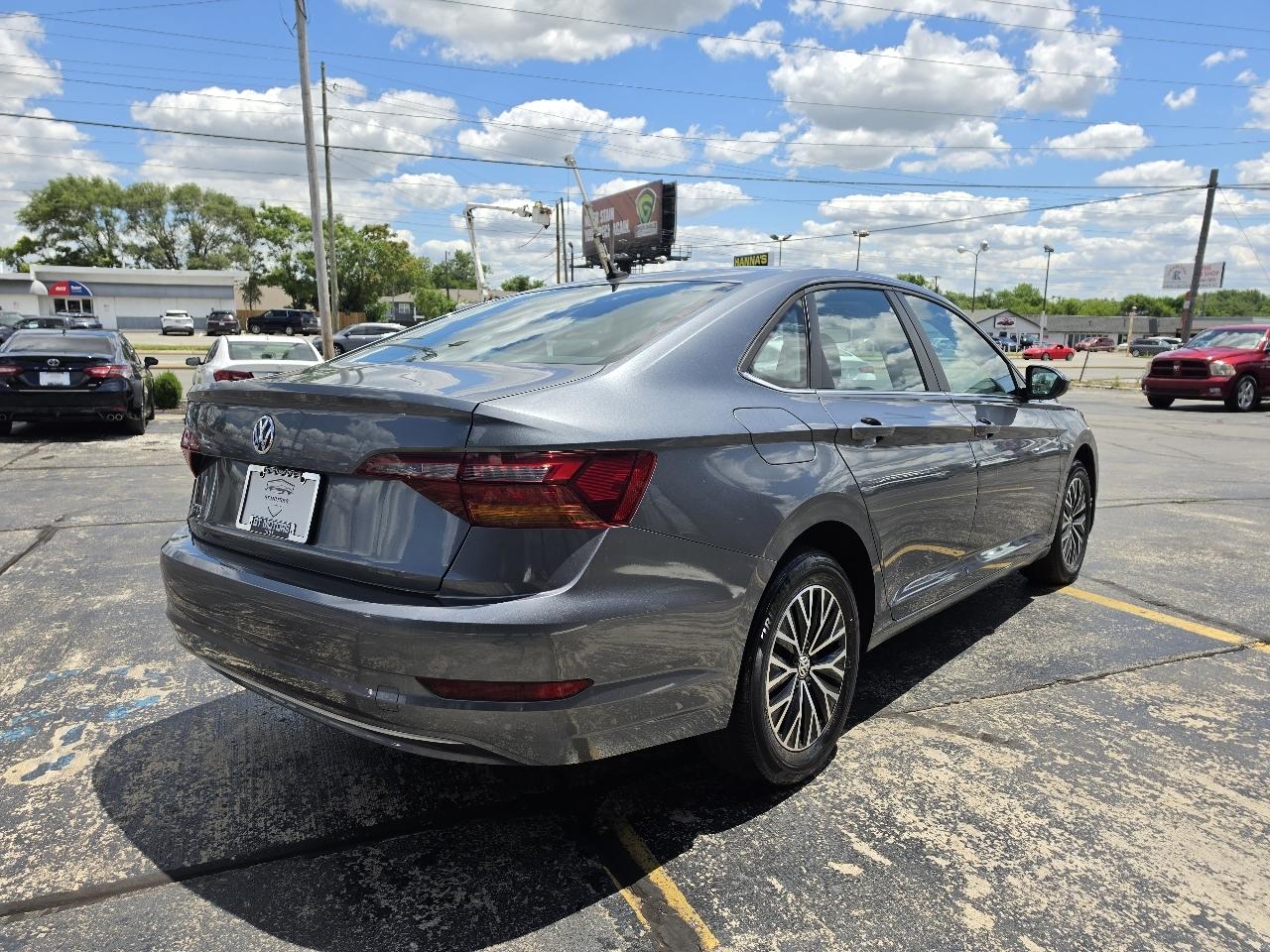 Volkswagen Jetta SE 4D Sedan 2019
