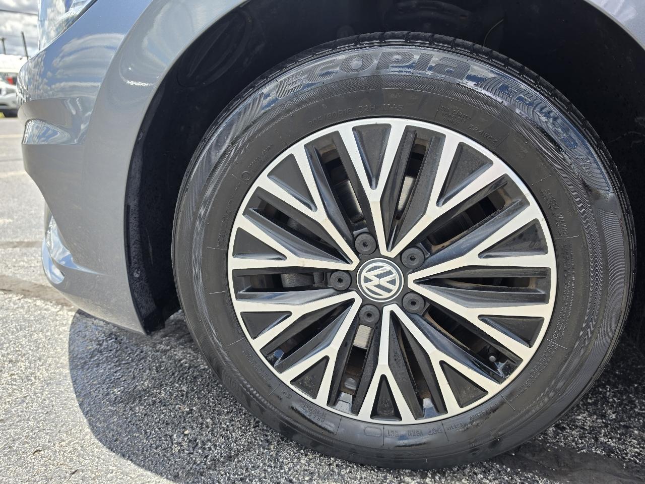Volkswagen Jetta SE 4D Sedan 2019