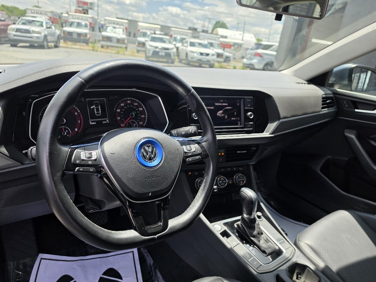 Volkswagen Jetta SE 4D Sedan 2019