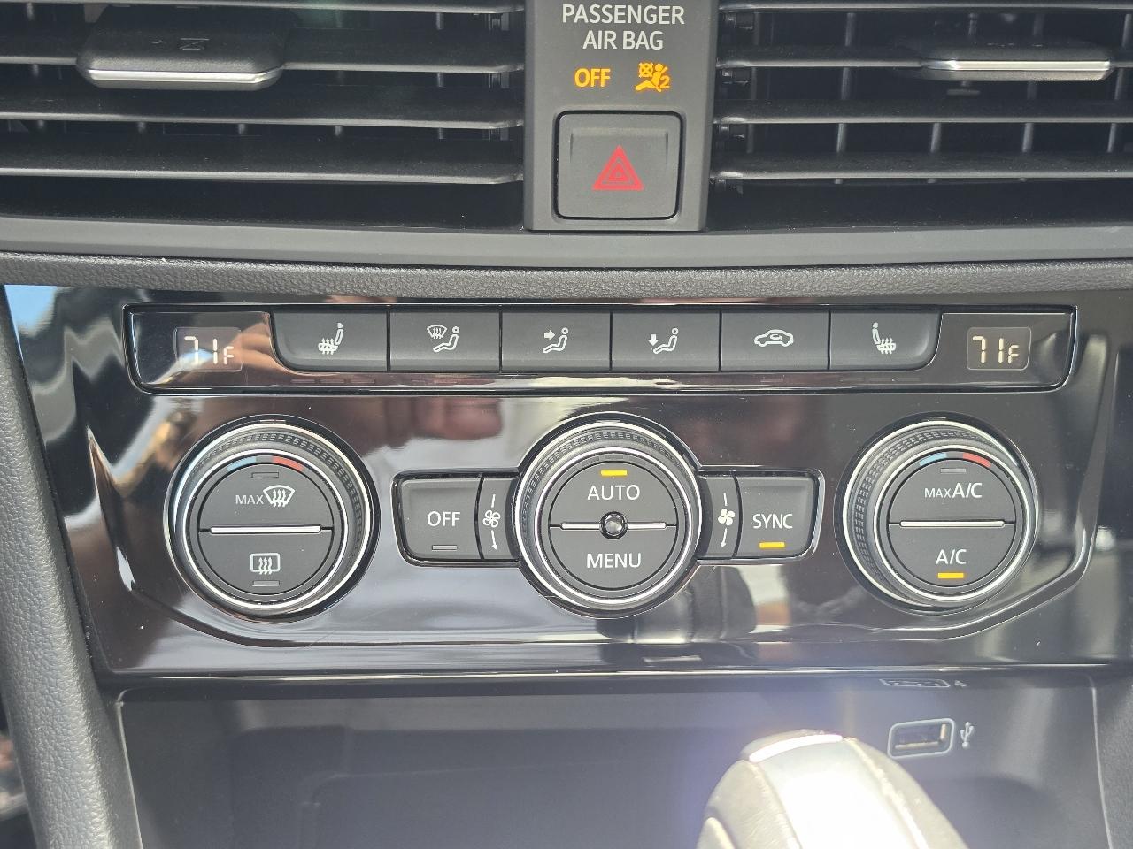 Volkswagen Jetta SE 4D Sedan 2019