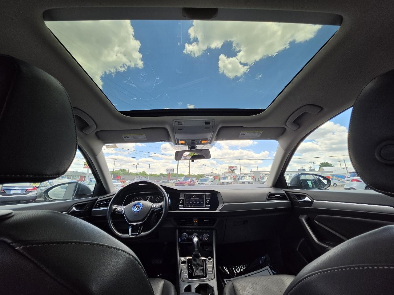 Volkswagen Jetta SE 4D Sedan 2019