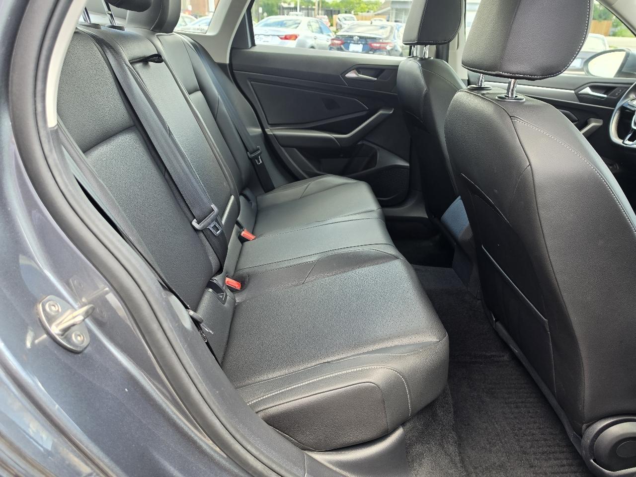 Volkswagen Jetta SE 4D Sedan 2019