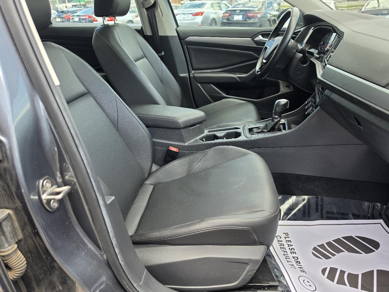 Volkswagen Jetta SE 4D Sedan 2019