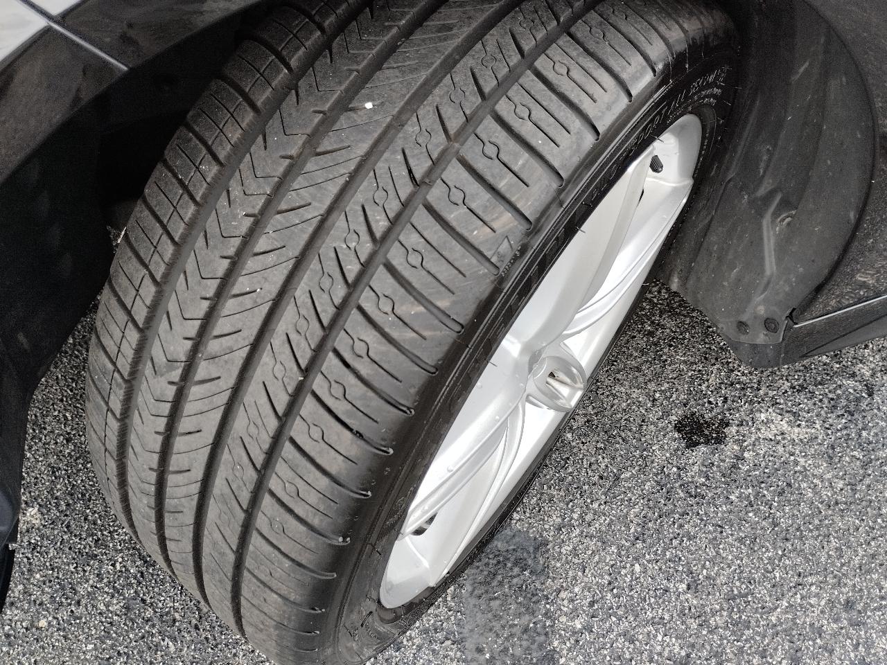 Mercedes-Benz E-Class 4dr Sdn E 550 Sport 4MATIC 2014