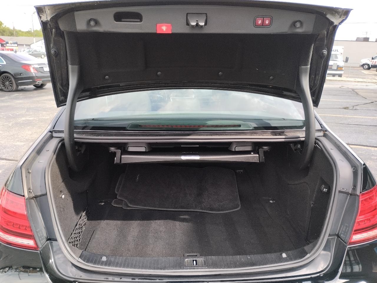 Mercedes-Benz E-Class 4dr Sdn E 550 Sport 4MATIC 2014