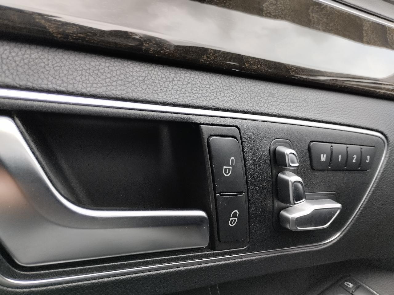 Mercedes-Benz E-Class 4dr Sdn E 550 Sport 4MATIC 2014
